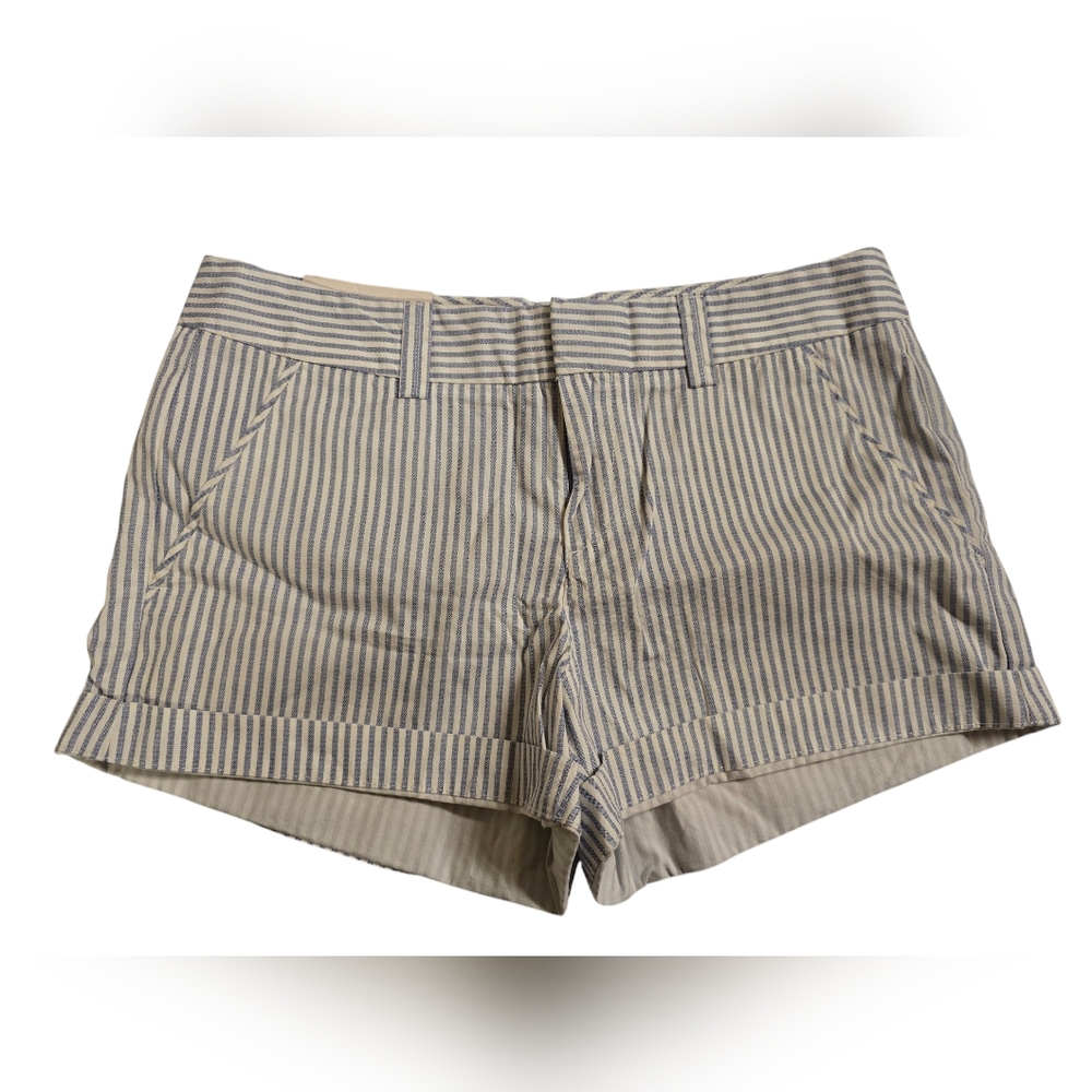 NWT Uniqlo Womens Summer Blue White Striped Shorts Size 8